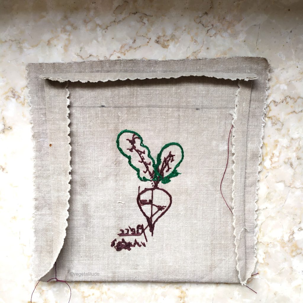 3. pliage au fer ourlet 0,5 cm