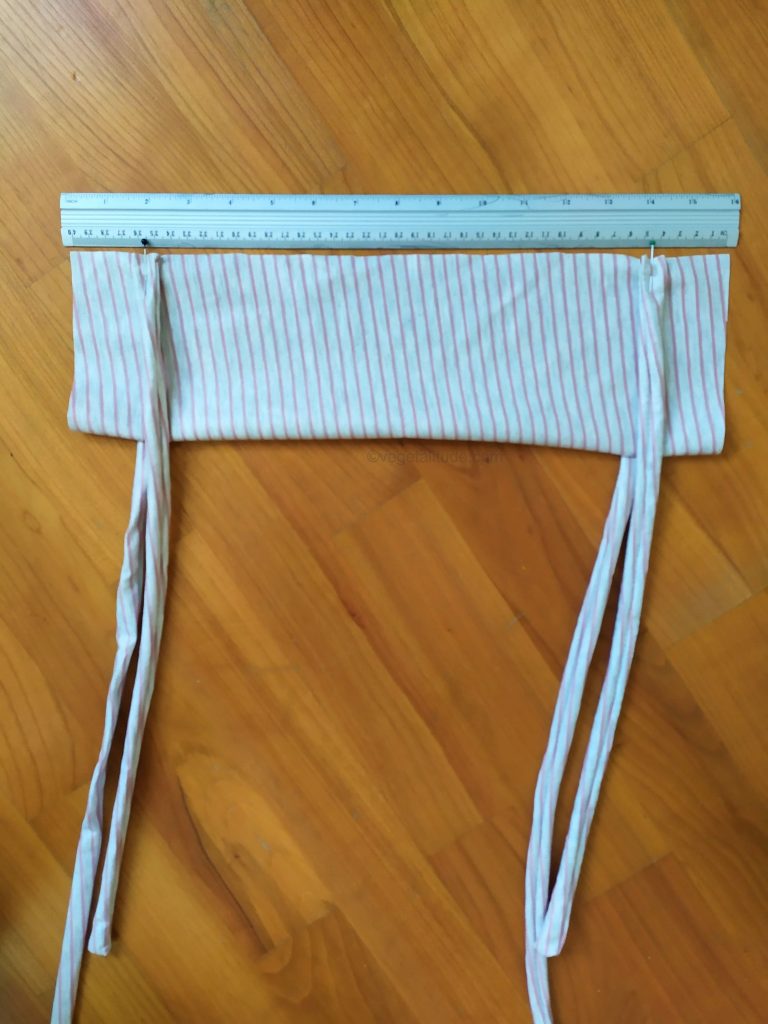 coussin de dossier avec rubans pour l'accrocher