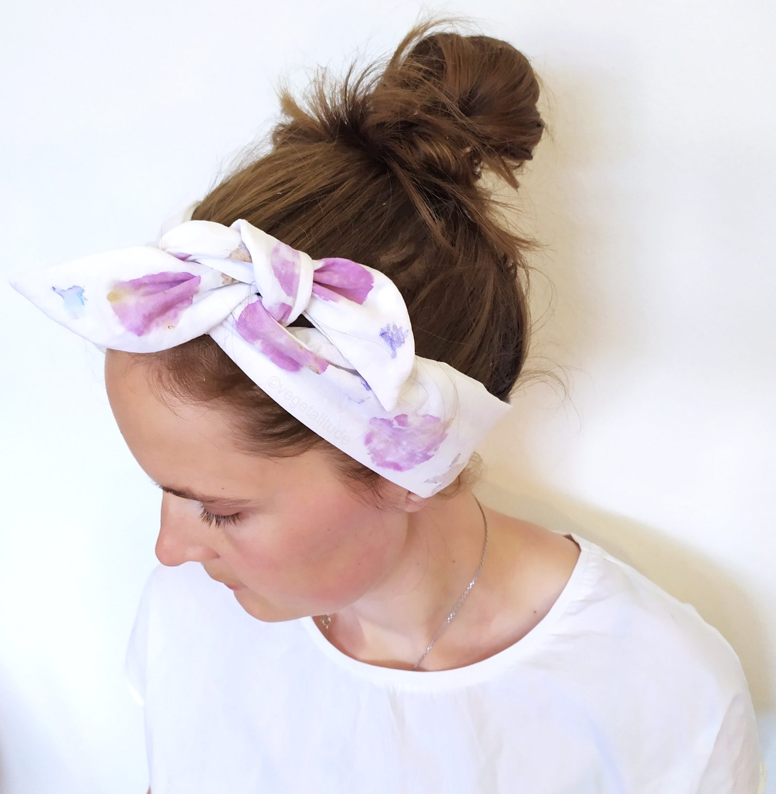 bandeau imprimé pétales de rose