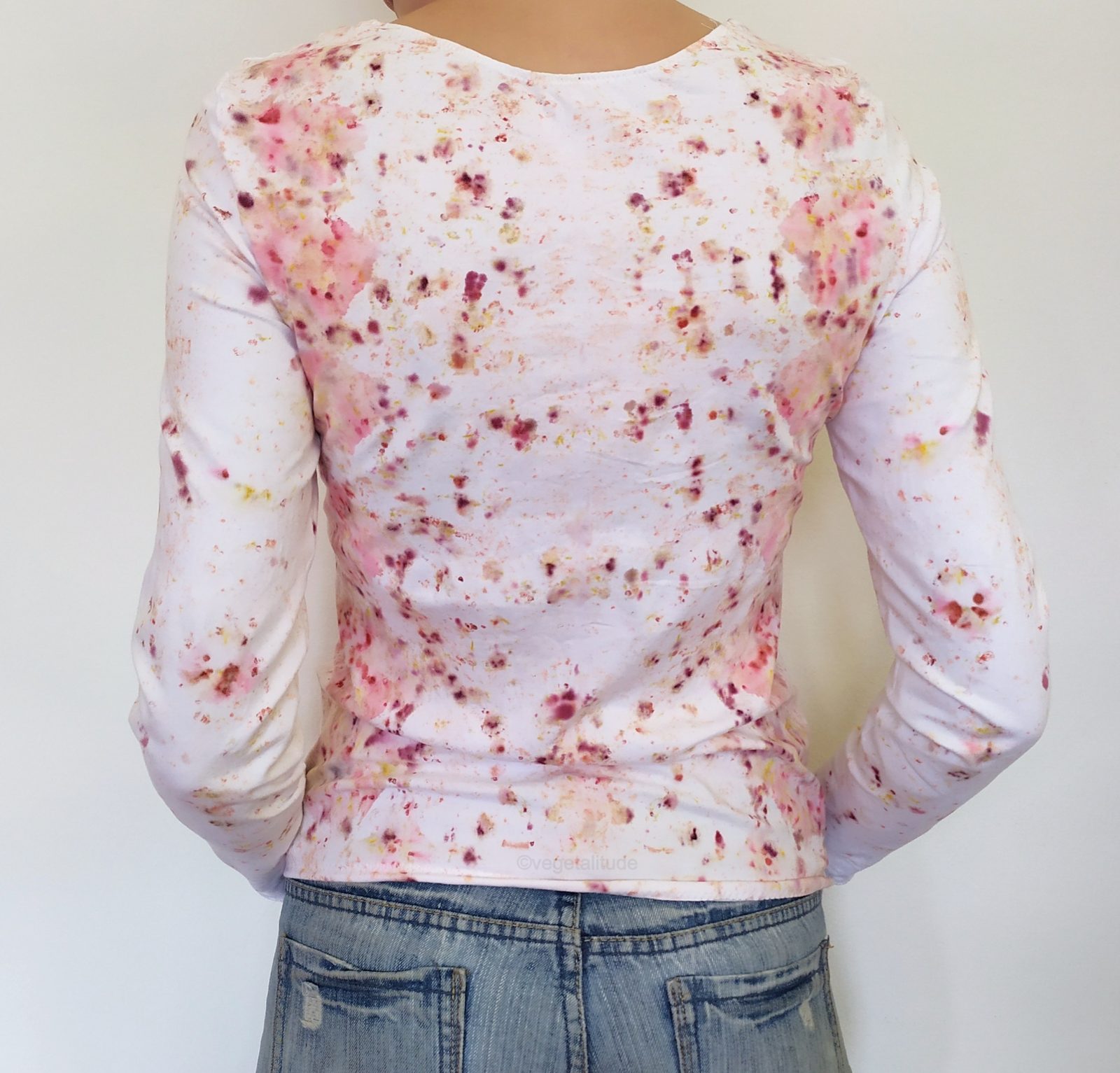 Coudre et teindre un tshirt avec la technique du bundle dye