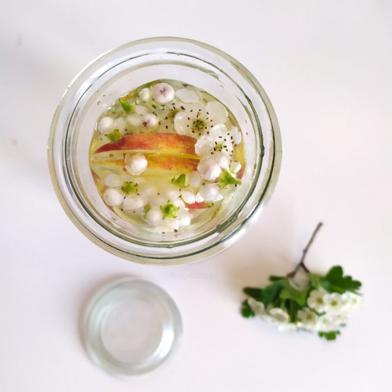 Kéfir aux fleurs d’aubépine