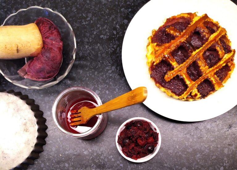 Tarte noisettine aux prunelles