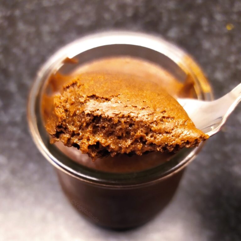 Étonnante mousse au chocolat et aquafaba
